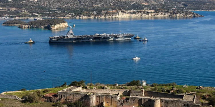 Σφραγίζεται η βάση στη Σούδα μετά τις απειλές του Ιράν εναντίον κάθε αμερικανικής εγκατάστασης