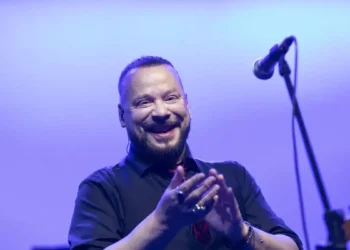 Ατύχημα για τον Χρήστο Δάντη: Έσπασε το χέρι του, μπαίνει στο χειρουργείο και ακυρώνονται οι συναυλίες του