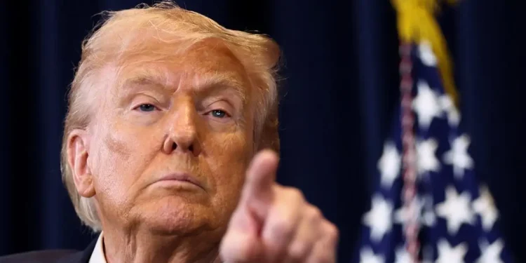 Τραμπ σε συμμάχους: Βρείτε λίγο θάρρος, πηγαίνετε στα Στενά του Ορμούζ και πάρτε το πετρέλαιο μόνοι σας