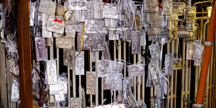 Τήνος: Συνελήφθη 37χρονος ιερόσυλος – Είχε αρπάξει τάματα πιστών από ιερό ναό