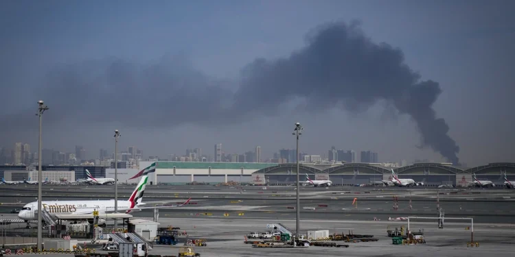 Με ιδιωτικά τζετ εγκαταλείπουν οι πάμπλουτοι το Ντουμπάι: Στα ύψη οι τιμές των τζετ, έως και 300.000 ευρώ το κόστος διαφυγής