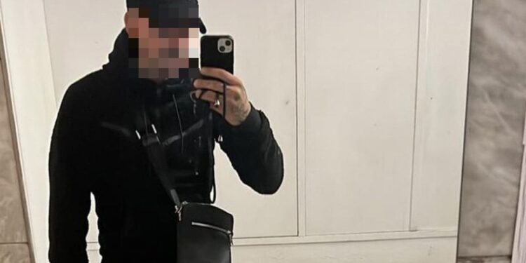 Αυτός είναι ο πασίγνωστος τράπερ που συνελήφθη στα Πατήσια – Έχει εκτίσει ποινή φυλάκισης