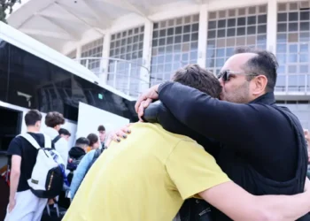 Μέση Ανατολή: Επέστρεψαν οι πρώτοι 162 Έλληνες