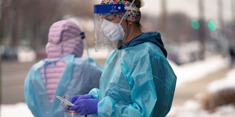 Συναγερμός στη Βρετανία για δεκάδες κρούσματα μηνιγγίτιδας -Ξεκίνησε από ένα… ηλεκτρονικό τσιγάρο!