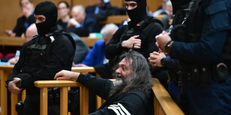 Χρυσή Αυγή: Η εισαγγελέας απέρριψε όλα τα ελαφρυντικά – Επίθεση Λαγού στους δικαστές