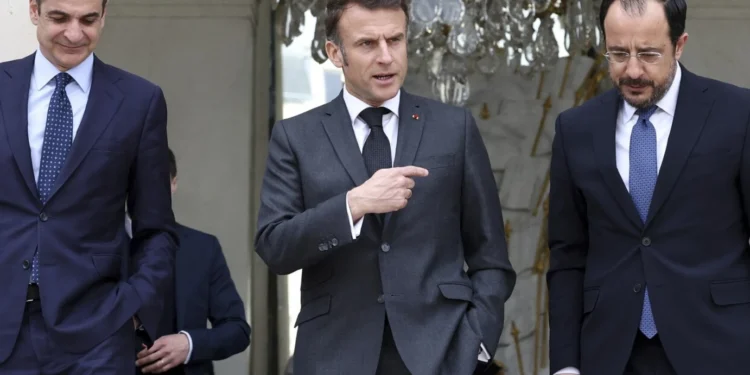 Στην Κύπρο τη Δευτέρα ο Εμανουέλ Μακρόν και ο Κυριάκος Μητσοτάκης – Θα συναντηθούν με τον Νίκο Χριστοδουλίδη