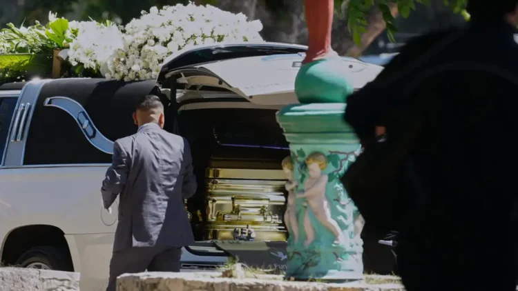 Μεξικό: Χρυσό φέρετρο και έντονη στρατιωτική παρουσία στην κηδεία του «Ελ Μέντσο»