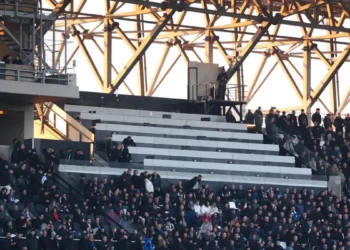 Ελεύθεροι οι οκτώ οπαδοί του ΠΑΟΚ για το επεισόδιο στα δημοσιογραφικά της Τούμπας