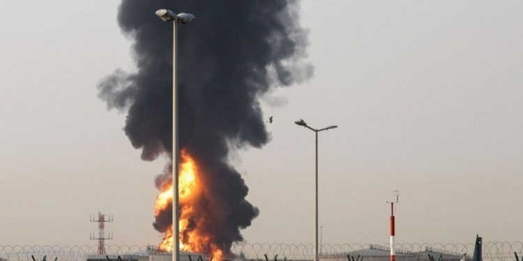 Μέση Ανατολή στο «κόκκινο» – Νέο χτύπημα του Ιράν σε μονάδα LNG στο Κατάρ, στα 112 δολάρια το πετρέλαιο