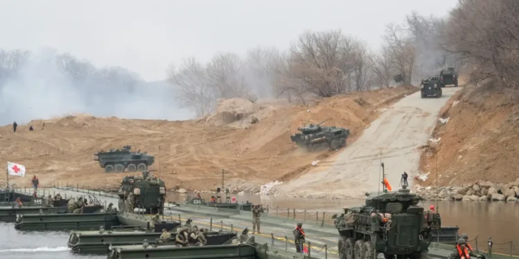 CBS: Οι ΗΠΑ ετοιμάζονται για απόβαση στο Ιράν – Ενισχύονται οι αμερικανικές δυνάμεις στην περιοχή