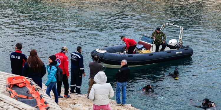 Εντοπίστηκε νεκρός ο 34χρονος δύτης στη Βουλιαγμένη