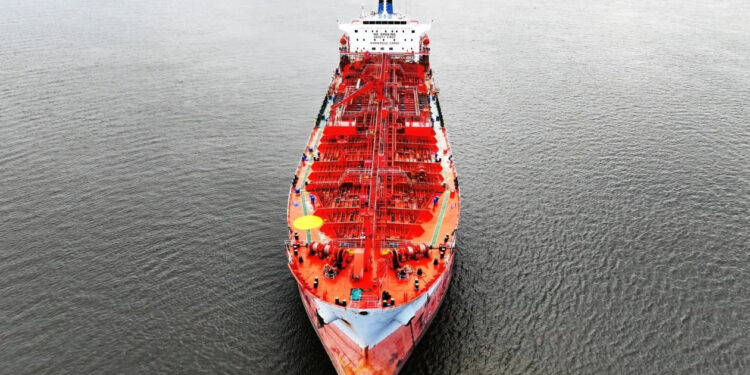 Η συγκλονιστική διάσωση μελών του πληρώματος του Zefyros που χτυπήθηκε από ιρανικό drone στο Ιράκ