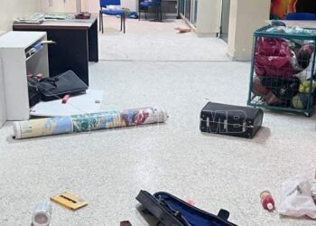 Γλυφάδα: Στο αυτόφωρο μητέρα ανήλικου δράστη που φέρεται να συμμετείχε στον βανδαλισμό σχολείου