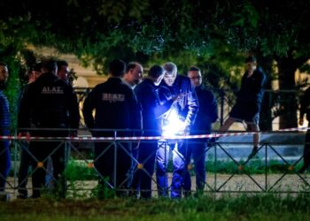 Ο ταξίαρχος της ΕΛΑΣ πήγε για τον νεκρό από το μαχαίρωμα στον Άγιο Δημήτριο χωρίς να ξέρει ότι είναι ο γιος του, πού στρέφονται οι έρευνες