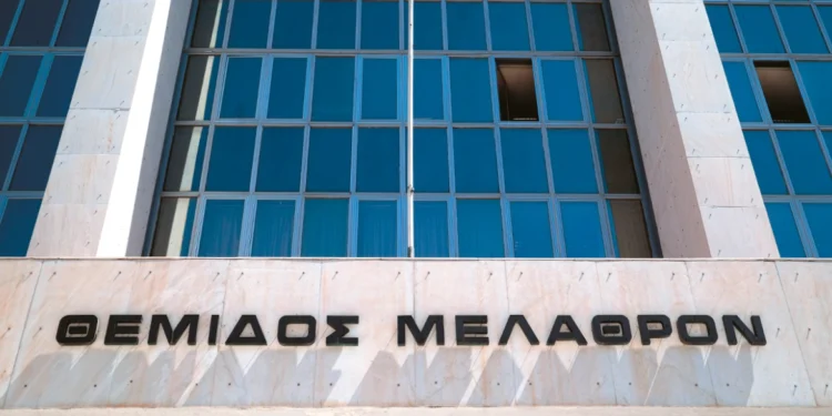 Στις 11 Δεκεμβρίου η δίκη στο Εφετείο για τους τέσσερις επιχειρηματίες που καταδικάσθηκαν πρωτοδίκως για τις υποκλοπές