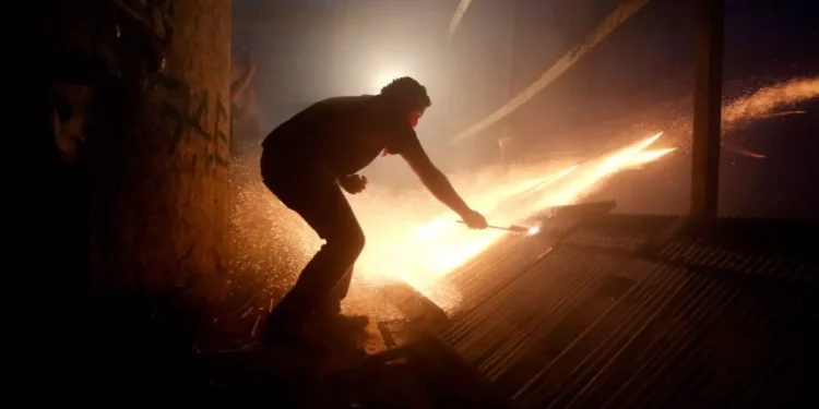 Χίος: Πέντε άτομα νοσηλεύονται με εγκαύματα έως 50% του σώματός τους – Τι ερευνούν οι αρχές