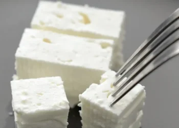 Ο ΕΦΕΤ ανακαλεί «Φέτα Βυτίνας» λόγω μόλυνσης με λιστέρια