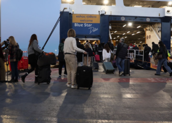 Πάσχα 2026: «Βουλιάζουν» τα λιμάνια – Μαζική έξοδος χιλιάδων εκδρομέων