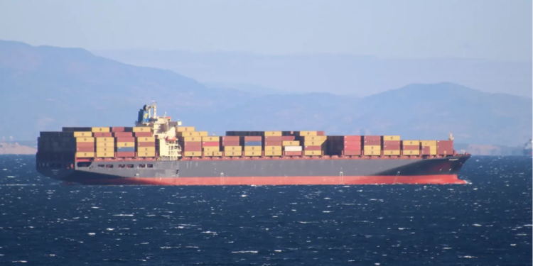 Η στιγμή της κατάληψης του ελληνόκτητου «Epaminondas» από ιρανικές δυνάμεις – Εικόνες που κόβουν την ανάσα