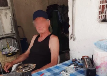 Άγρια η δολοφονία του 64χρονου στην Ευκαρπία: Ο 42χρονος τον σκότωσε με τσιμεντόλιθο και μετέφερε τη σορό με παλετοφόρο σε ρέμα