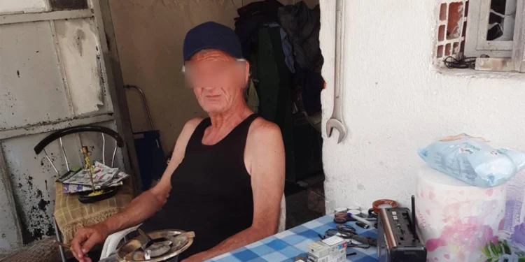 Άγρια η δολοφονία του 64χρονου στην Ευκαρπία: Ο 42χρονος τον σκότωσε με τσιμεντόλιθο και μετέφερε τη σορό με παλετοφόρο σε ρέμα