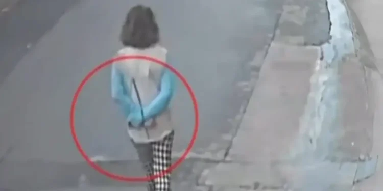 «Εγώ την έδεσα γιατί χτύπησε τη γυναίκα μου» λέει ο πατέρας της 30χρονης που βρέθηκε δεμένη πισθάγκωνα στη Νεάπολη Λακωνίας