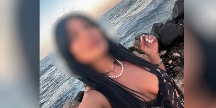 Κορωπί: Συνελήφθη 48χρονη influencer μετά από καταδίωξη – Οδηγούσε μεθυσμένη, βρέθηκαν αναβολικά στο αυτοκίνητο