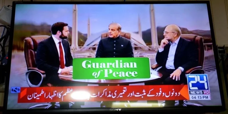 Σε κλίμα δυσπιστίας ξεκίνησαν οι συνομιλίες ΗΠΑ και Ιράν στο Ισλαμαμπάντ