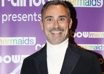 Γιώργος Καπουτζίδης: Θεωρώ τον σύντροφό μου τον ωραίο Έλληνα άντρα