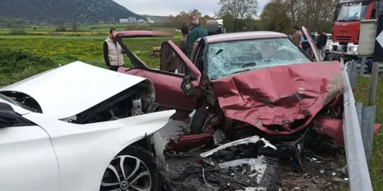 Θρήνος στην Καβάλα για τον θάνατο του 3χρονου σε τροχαίο – Το είχε αγκαλιά η μαμά του στη θέση του συνοδηγού