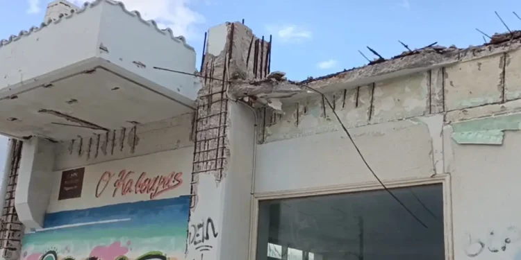 Κόρινθος: Αυτή είναι η άδεια της έγκρισης των εργασιών στο μπαλκόνι που έπεσε και σκότωσε την 43χρονη – Τι λέει  ο μηχανικός