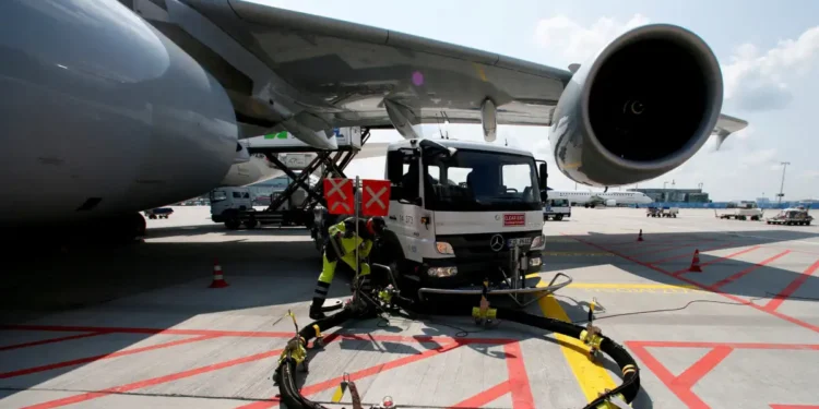 Lufthansa: Μειώνει κατά 20.000 τις πτήσεις της, λόγω του κόστους καυσίμων