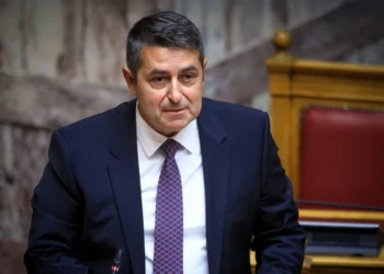 Υπεβλήθη σε εμβολισμό ανευρύσματος ο Γιώργος Μυλωνάκης: Πήγε καλά, σοβαρή αλλά ελεγχόμενη η κατάστασή του