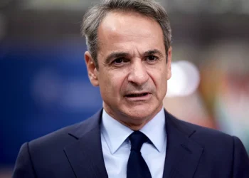 Μητσοτάκης σε Ανδρουλάκη και αντιπολίτευση: Ενώ είναι ζητούμενο η ενότητα, εσείς ανασύρετε αφορμές διχασμού, δείτε live από τη Βουλή