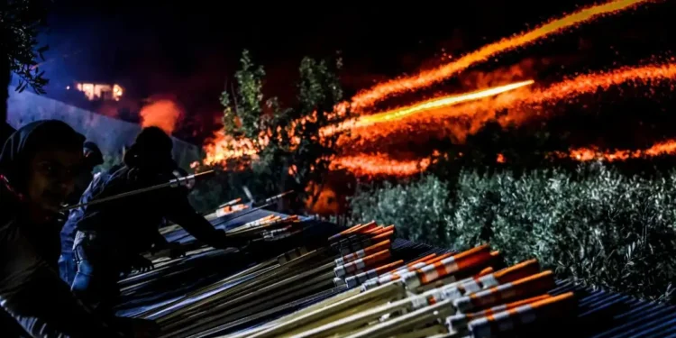 Χίος: 32χρονη χτυπήθηκε στο πρόσωπο από ρουκέτα στον Βροντάδο την ώρα που πήγαινε στην Ανάσταση