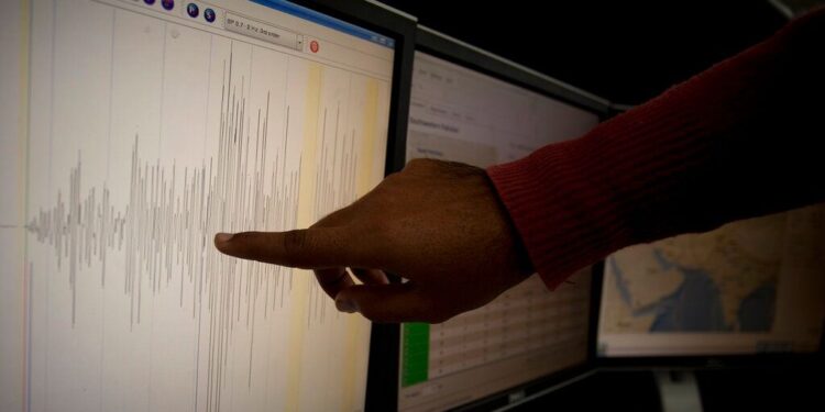 Σεισμός 7,4 Ρίχτερ στις ακτές της Ιαπωνίας – Τσουνάμι 80 εκατοστών στις ακτές