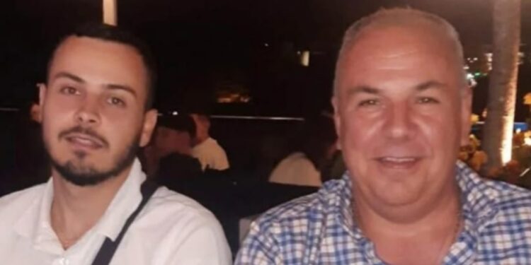 «Καλό ταξίδι καπετάνιε μου»: Η ανάρτηση του ταξίαρχου της ΕΛΑΣ, πήγε στο σημείο της δολοφονίας στον Άγιο Δημήτριο χωρίς να ξέρει ότι το θύμα είναι ο γιος του