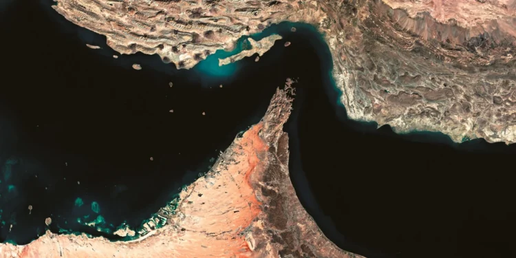 Τηλεδιάσκεψη 35 χωρών για τα Στενά του Ορμούζ