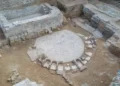 Σπουδαία ανακάλυψη: Αρχαιολόγοι βρήκαν κυκλικό δημόσιο λουτρό 2.000 ετών στην Αλεξάνδρεια