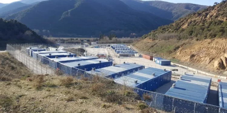 Κλειδί Σερρών: Νέο επεισόδιο εξέγερσης μεταναστών στην κλειστή δομή – Συνελήφθησαν τέσσερις Αιγύπτιοι