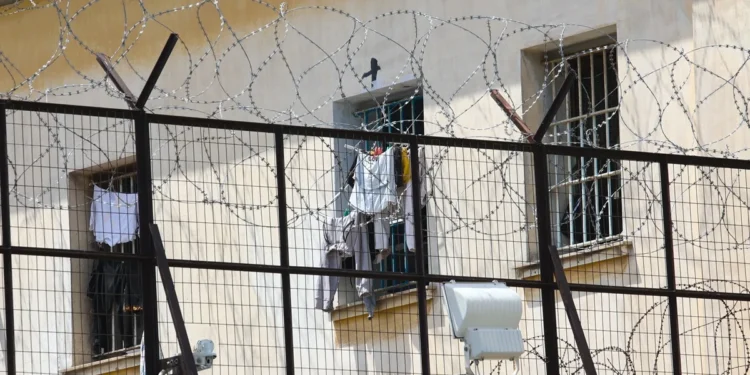 Σέρρες: Έντεκα συλλήψεις για την αιματηρή συμπλοκή με δύο νεκρούς στις φυλακές Νιγρίτας