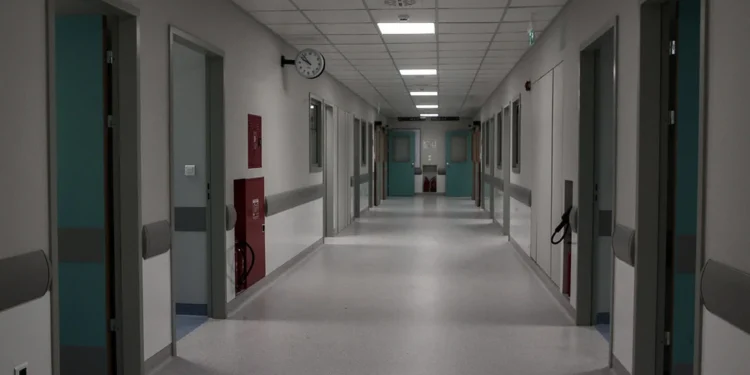 Ωμή βία σε 17χρονο με αυτισμό στη Νέα Φιλαδέλφεια: Πώς έγινε η επίθεση στα αδέρφια – Η μητέρα τους μιλάει από το νοσοκομείο