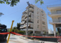 Ηλιόπουλη: Δύο 17χρονες έπεσαν μαζί από τον έκτο όροφο πολυκατοικίας, νεκρή η μία, μάχη για τη ζωή της δίνει η δεύτερη