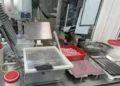Κύκλωμα αναβολικών: Ελεύθερος με εγγύηση 50.000 ευρώ ο ιδιοκτήτης του φαρμακείου και εργαστηρίου – Επιμένει ότι όλα ήταν νόμιμα