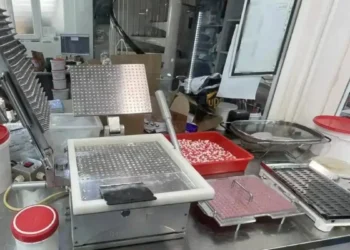 Κύκλωμα αναβολικών: Ελεύθερος με εγγύηση 50.000 ευρώ ο ιδιοκτήτης του φαρμακείου και εργαστηρίου – Επιμένει ότι όλα ήταν νόμιμα