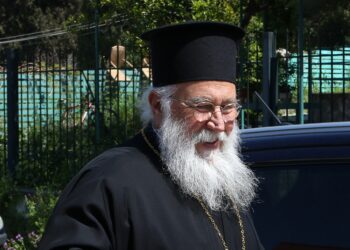 Μητροπολίτης Κερκύρας: Ίσως οι αρχιερείς πρέπει να παραιτηθούμε από τη μισθοδοσία του κράτους