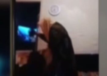 Σκηνές φρίκης στο Ηράκλειο: 42χρονη ξυλοκοπούσε με ρόπαλο 55χρονη, της έκοψε τα μαλλιά με μπαλτά και την κρατούσε φυλακισμένη στο σπίτι
