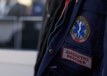Λαμία: 17χρονος κατέρρευσε και πέθανε μπροστά στους φίλους του