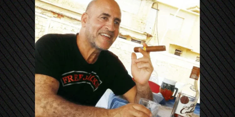 Νεκρός Γάλλος ατζέντης μοντέλων που σύστηνε νεαρές γυναίκες στον Τζέφρι Επστάιν