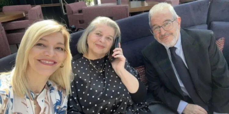«Πήγε να βρει την κόρη μας Νικολέτα»: Η συγκινητική ανάρτηση του Παναγιώτη Νέστορα για τον θάνατο της συζύγου του Βάγιας
